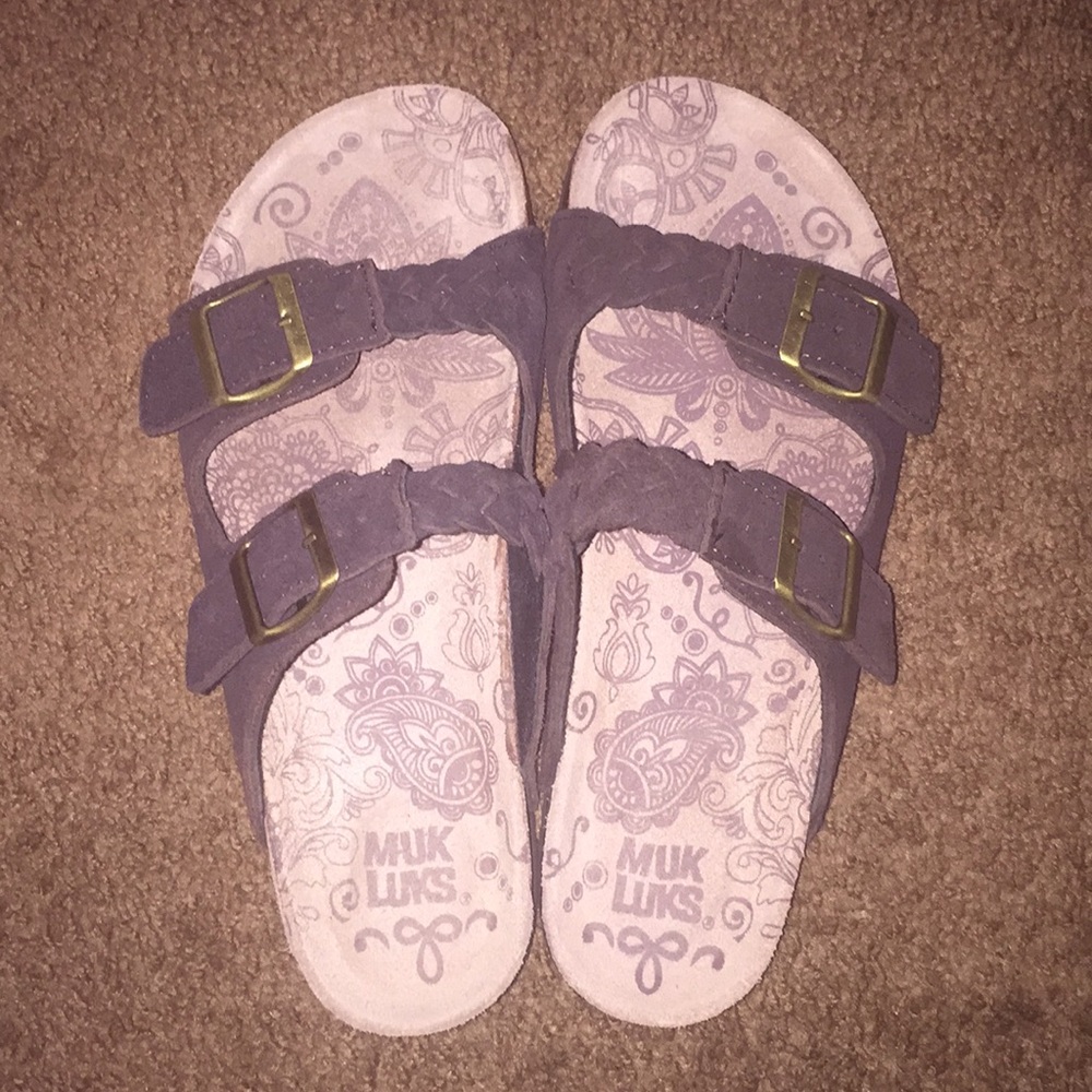Size 9 Muk Luks Sandals